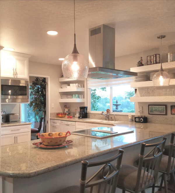 Just Beautiful Interiors</br><a href="http://justbeautifulinteriors.com/" target="_blank" rel="noopener noreferrer">Website</a> Kitchen interior design